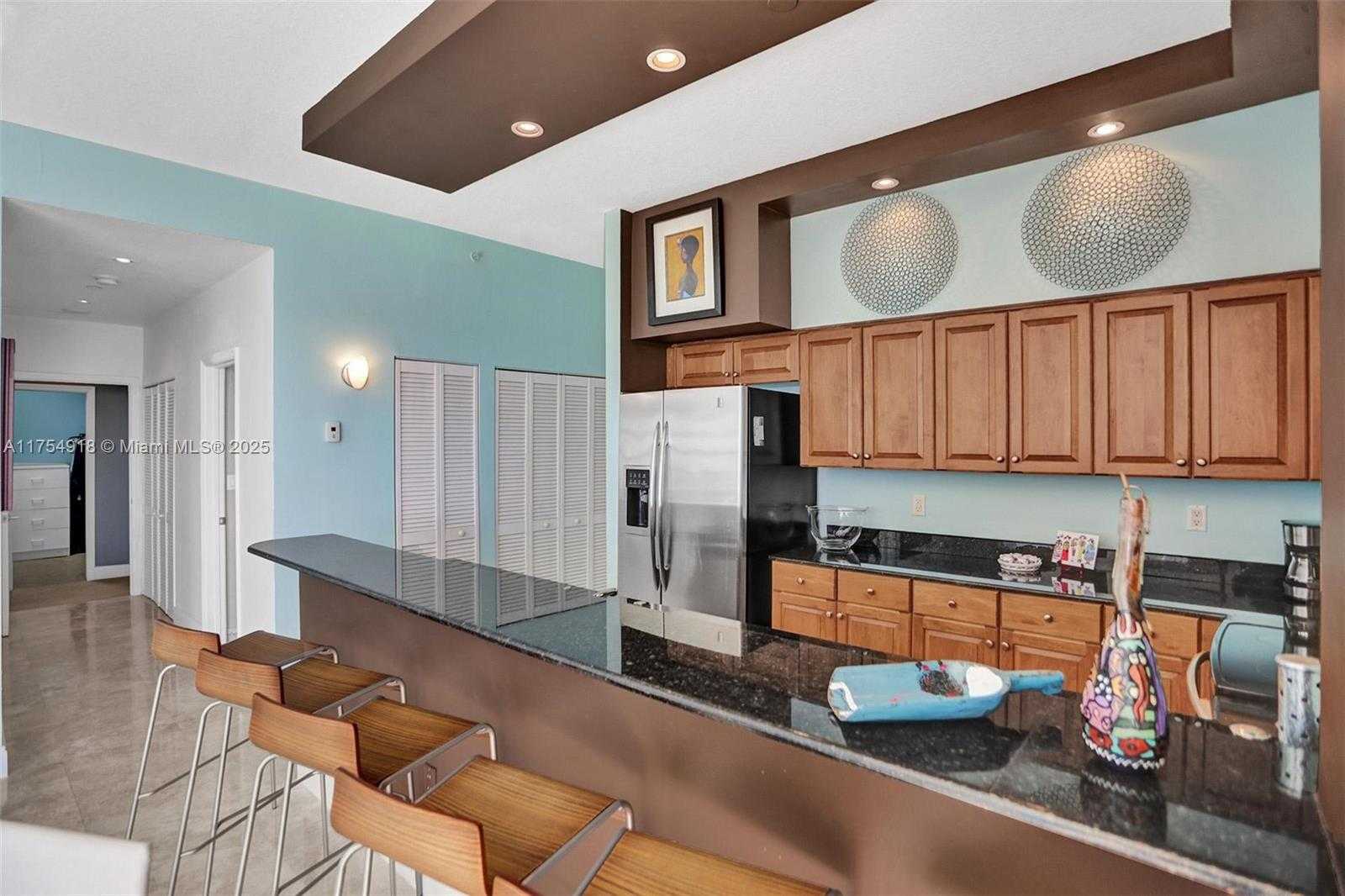 Small Image of 6917 COLLINS AVE #PH 1, Miami Beach Number 10