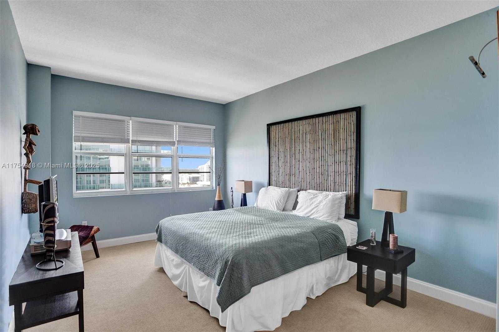 Small Image of 6917 COLLINS AVE #PH 1, Miami Beach Number 17