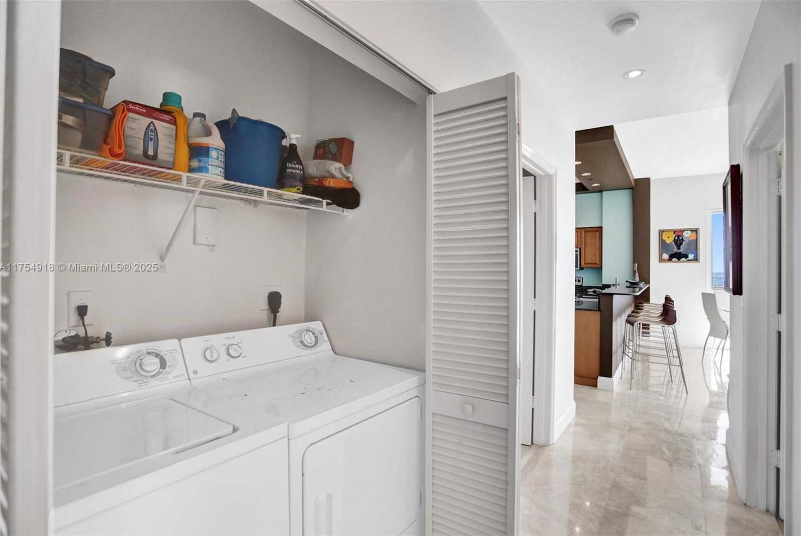 Small Image of 6917 COLLINS AVE #PH 1, Miami Beach Number 24
