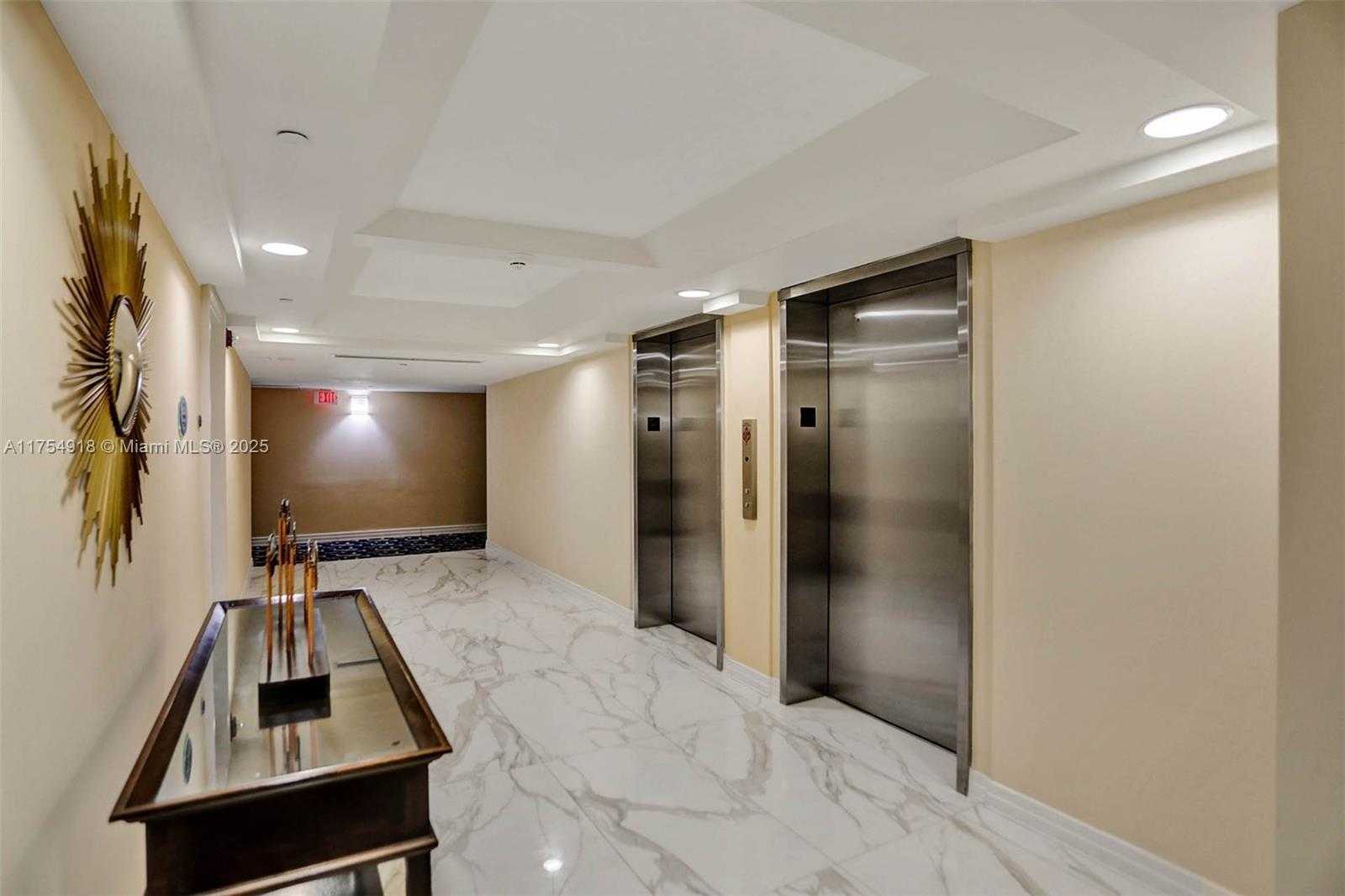 Small Image of 6917 COLLINS AVE #PH 1, Miami Beach Number 29