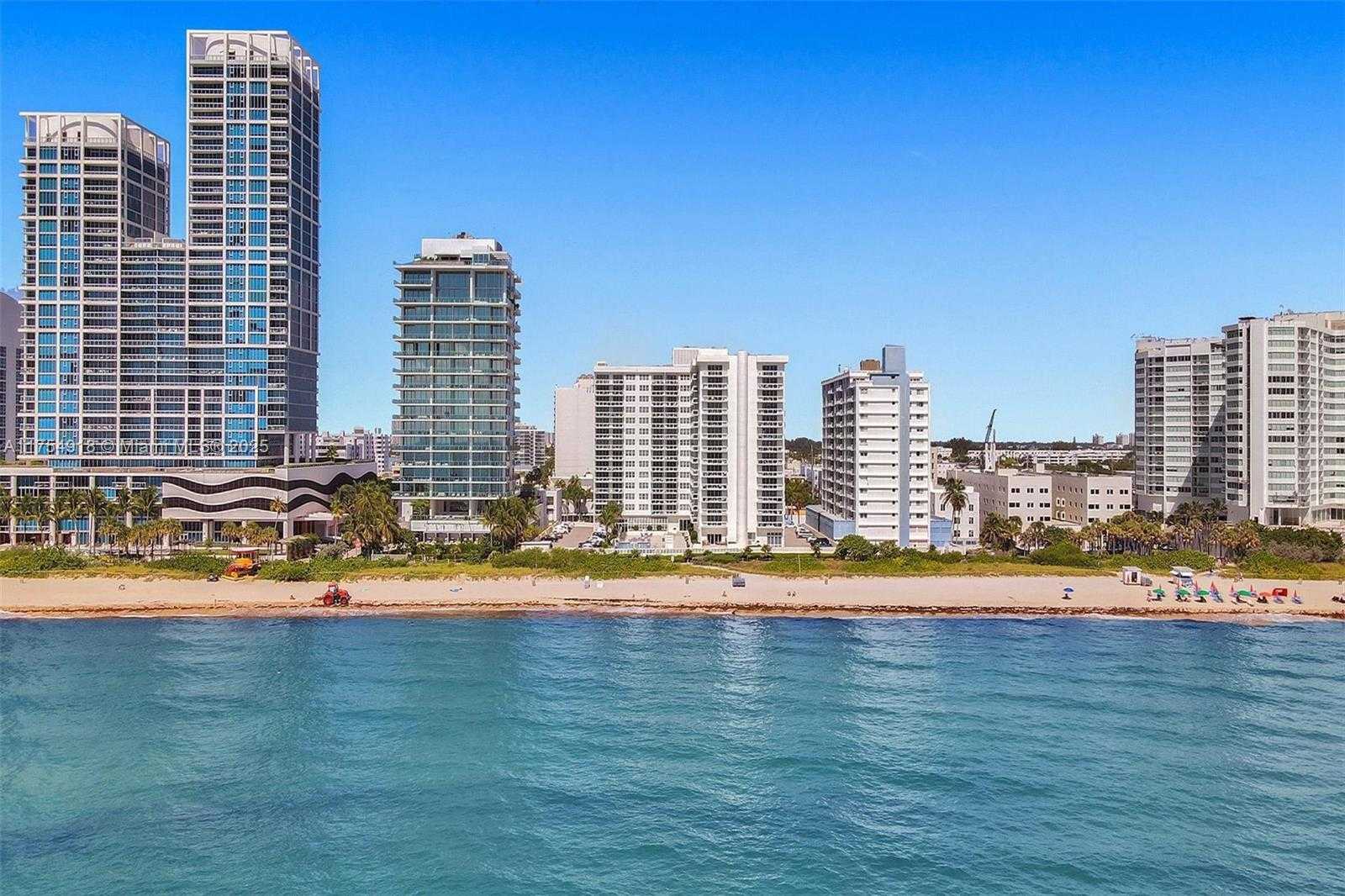 Small Image of 6917 COLLINS AVE #PH 1, Miami Beach Number 3