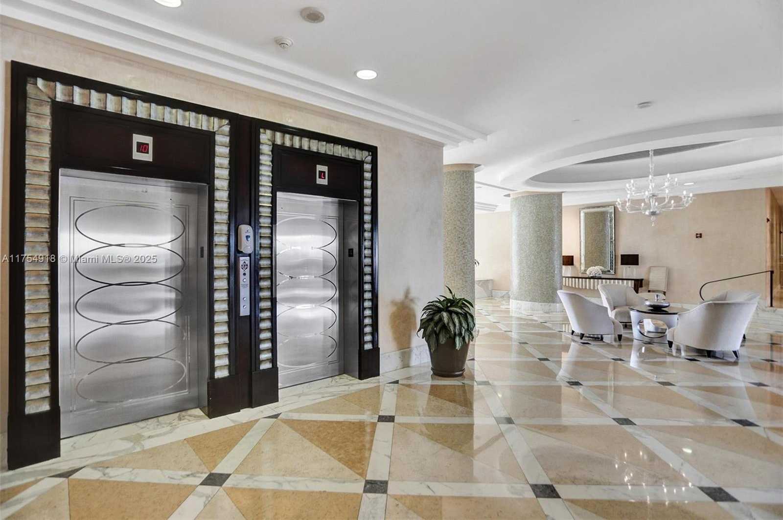 Small Image of 6917 COLLINS AVE #PH 1, Miami Beach Number 31