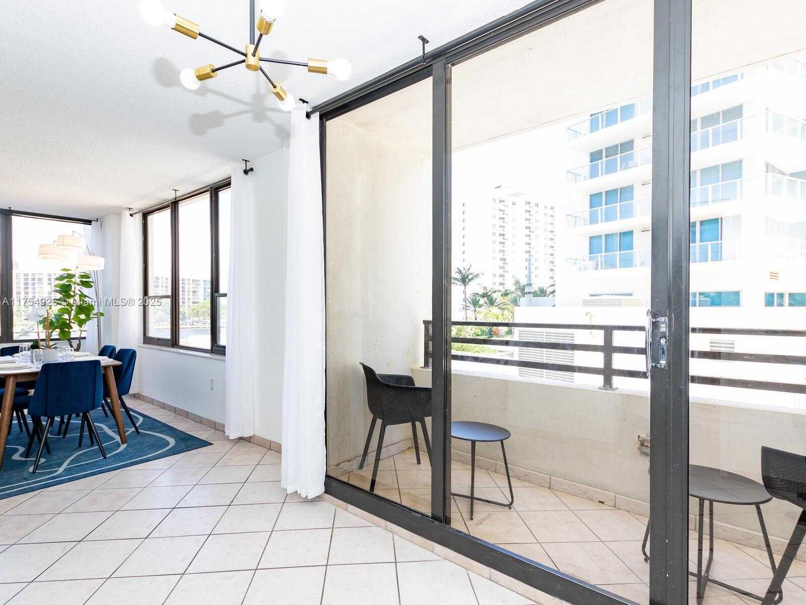Small Image of 3505 SOUTH OCEAN DR #305, Hollywood Number 12