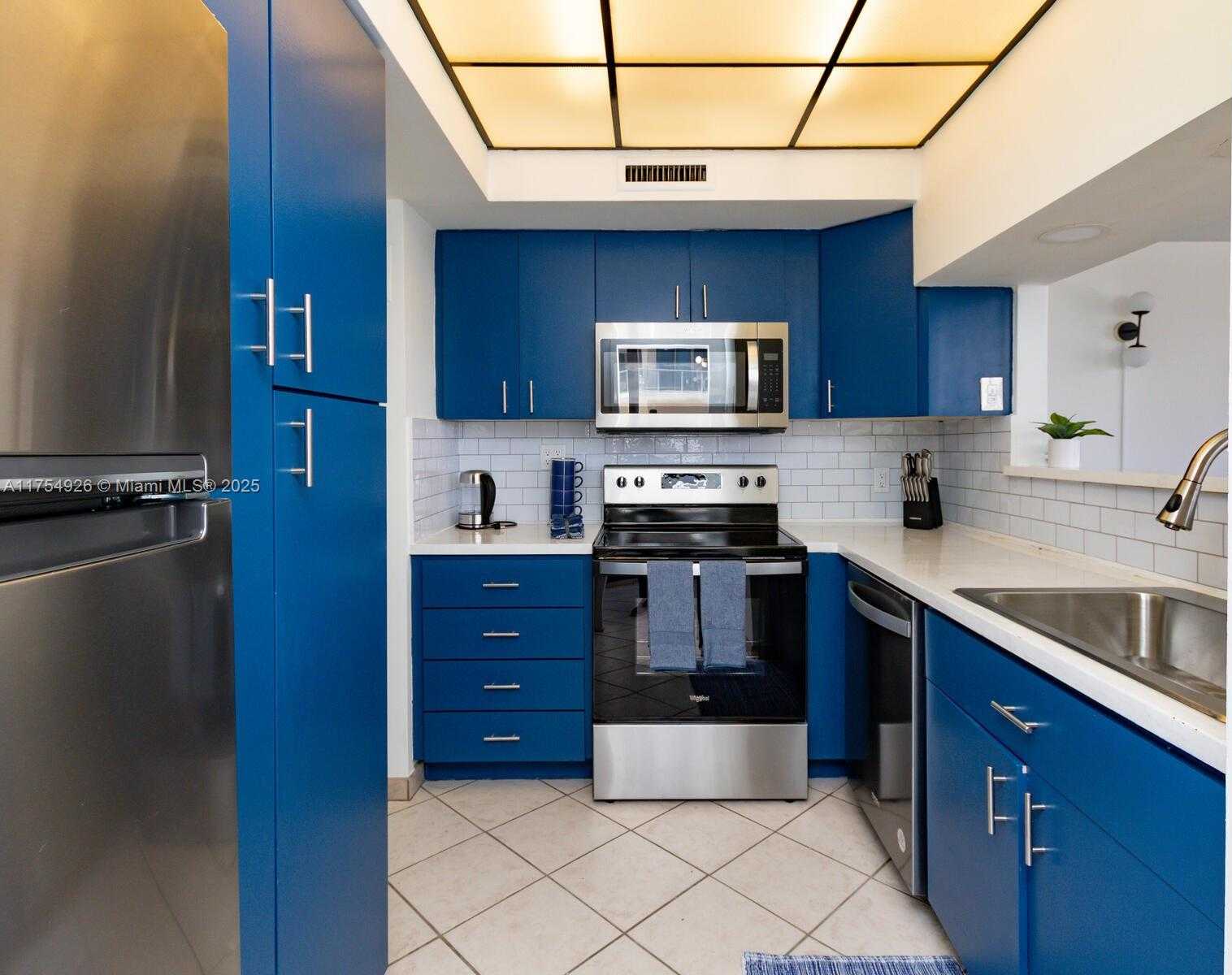 Small Image of 3505 SOUTH OCEAN DR #305, Hollywood Number 16