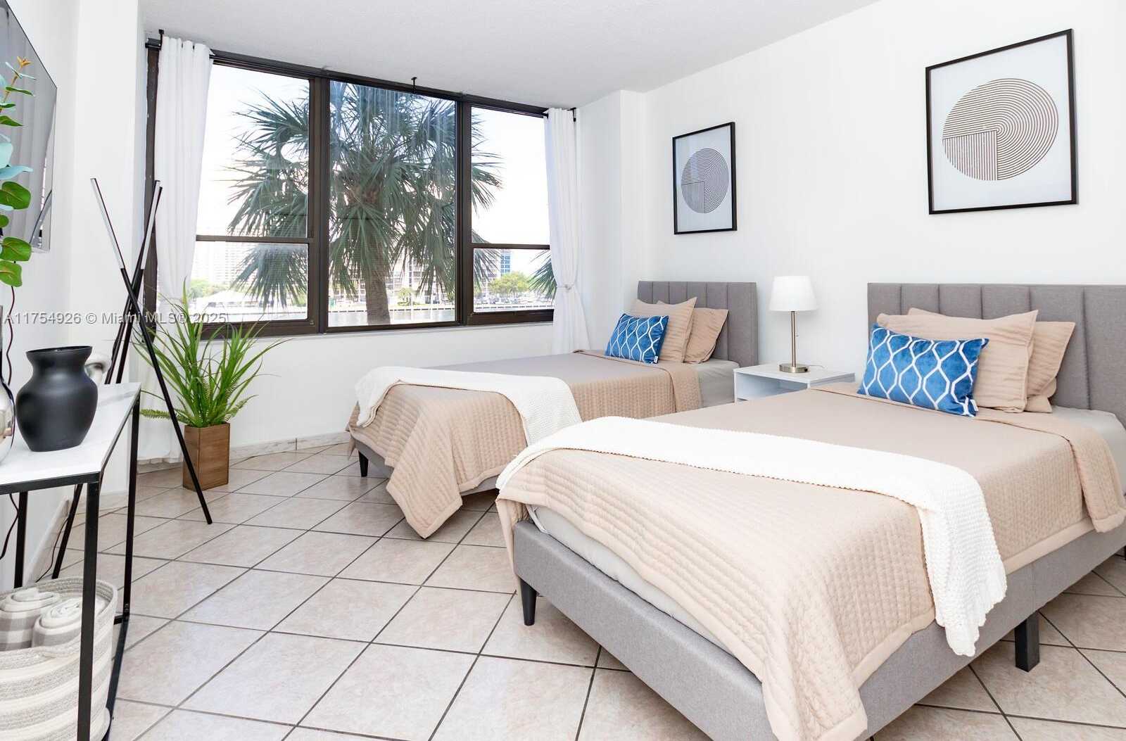 Small Image of 3505 SOUTH OCEAN DR #305, Hollywood Number 22