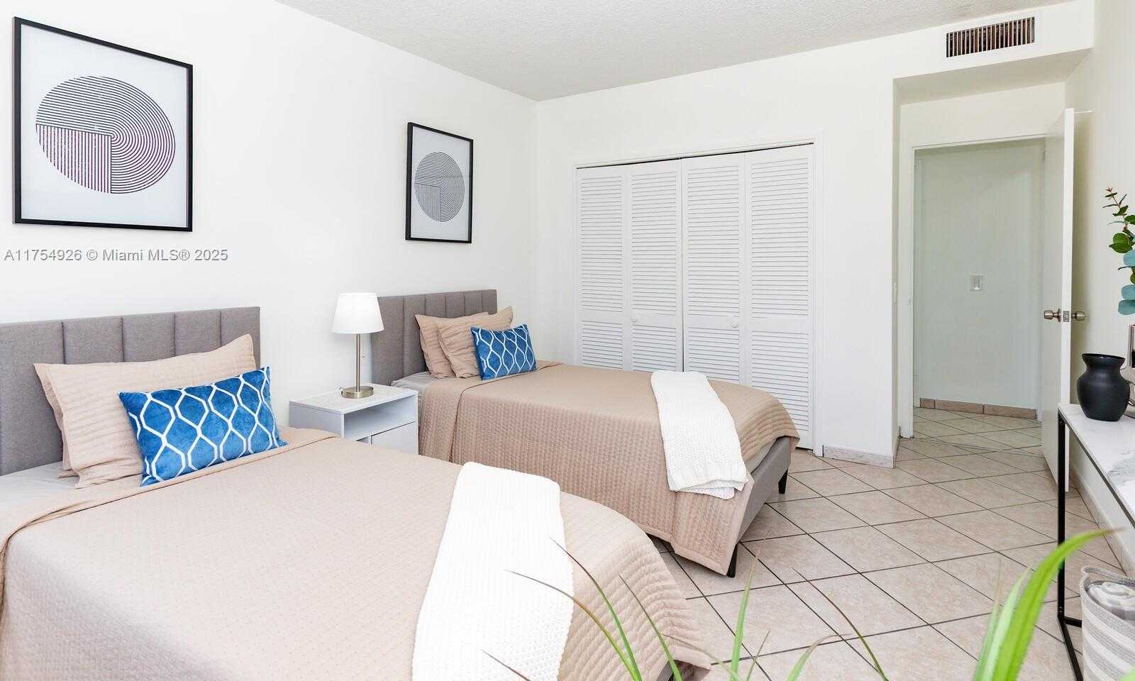 Small Image of 3505 SOUTH OCEAN DR #305, Hollywood Number 23