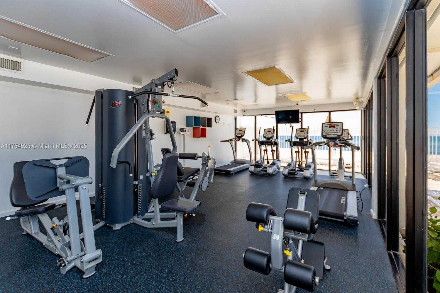 Small Image of 3505 SOUTH OCEAN DR #305, Hollywood Number 30