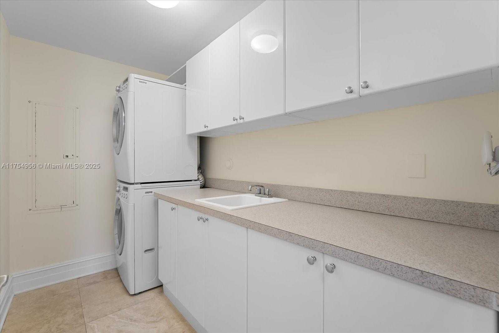 Small Image of 17875 COLLINS AVE #2702, Sunny Isles Beach Number 36