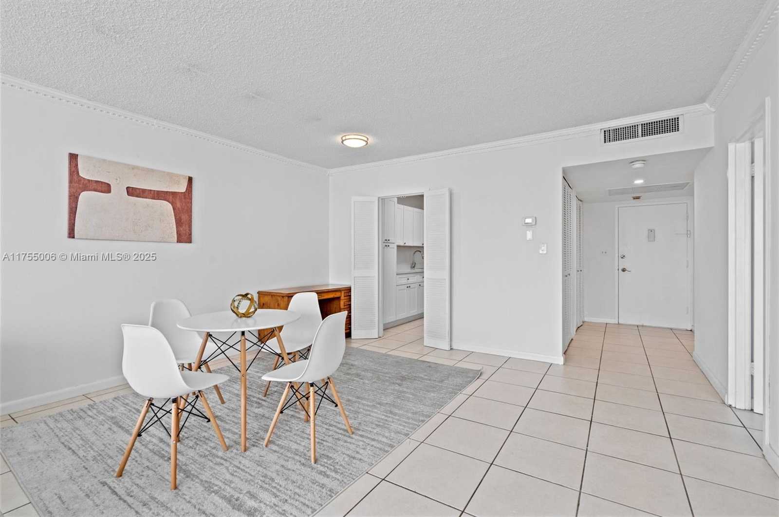 Small Image of 5401 COLLINS AVE #1114, Miami Beach Number 14