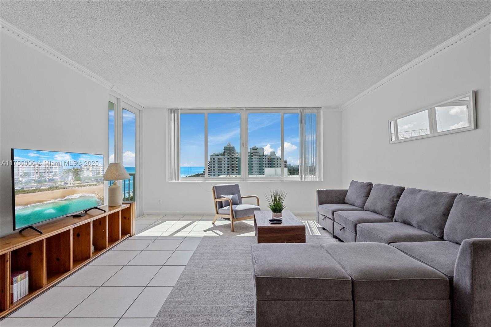 Small Image of 5401 COLLINS AVE #1114, Miami Beach Number 2