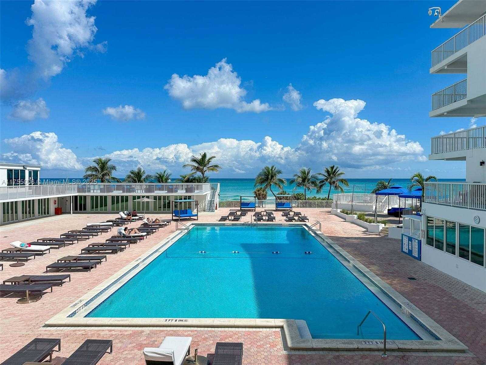 Small Image of 5401 COLLINS AVE #1114, Miami Beach Number 5