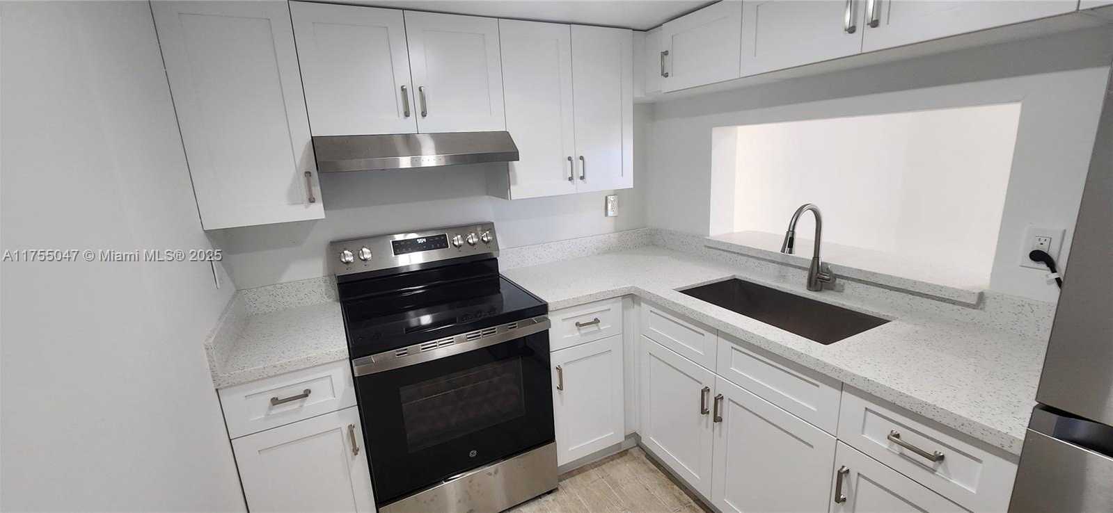 Small Image of 11800 SOUTH WEST 18TH ST #409-4, Miami Number 3