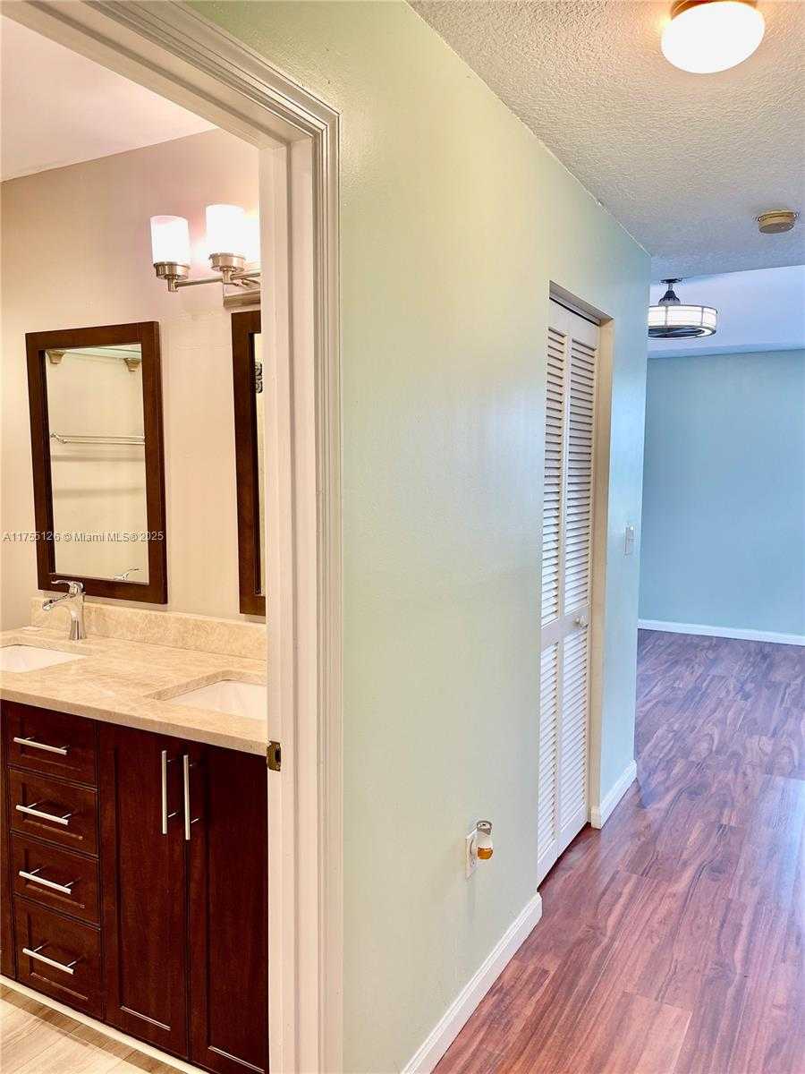 Small Image of 9251 NORTH WEST 55TH ST, Sunrise Number 23