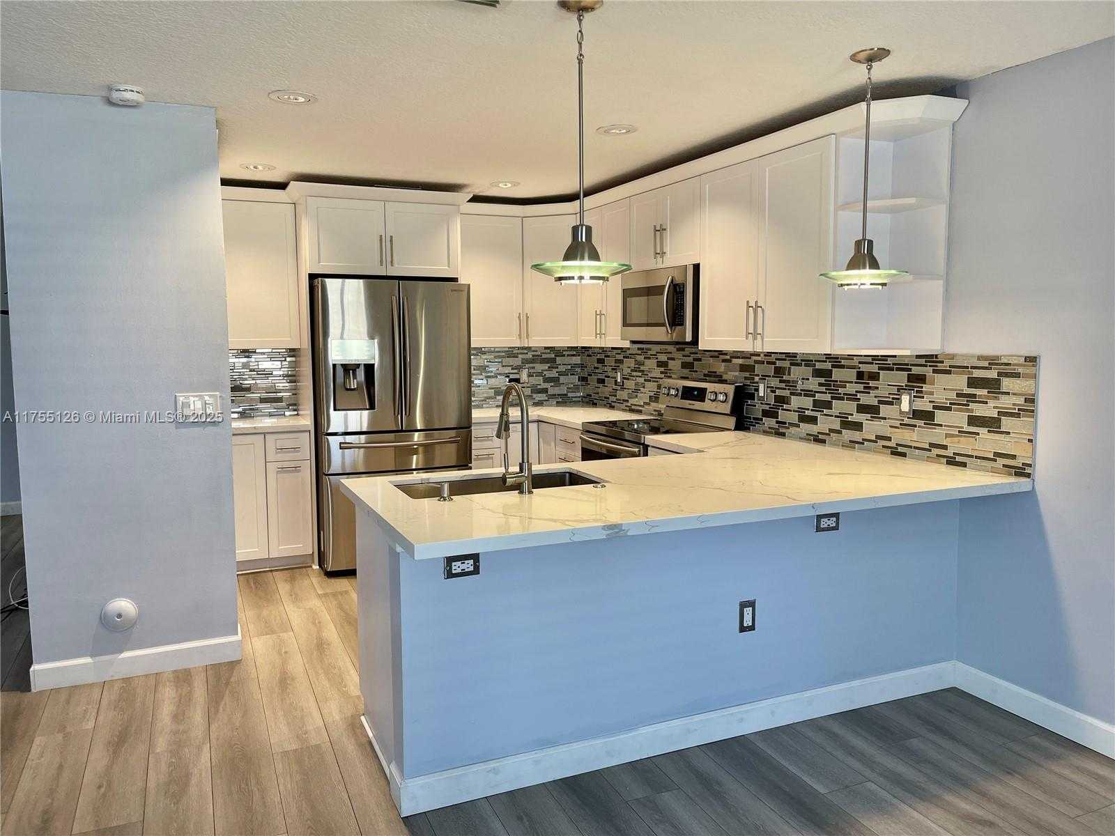 Small Image of 9251 NORTH WEST 55TH ST, Sunrise Number 4
