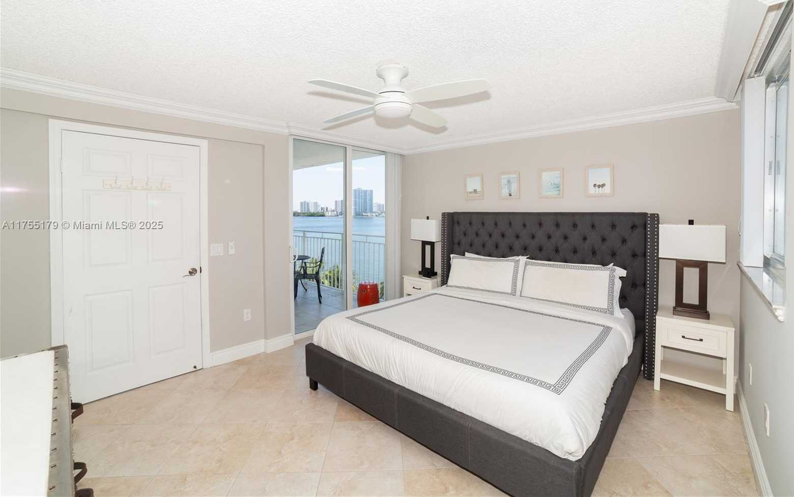 Small Image of 18000 NORTH BAY RD #602, Sunny Isles Beach Number 11