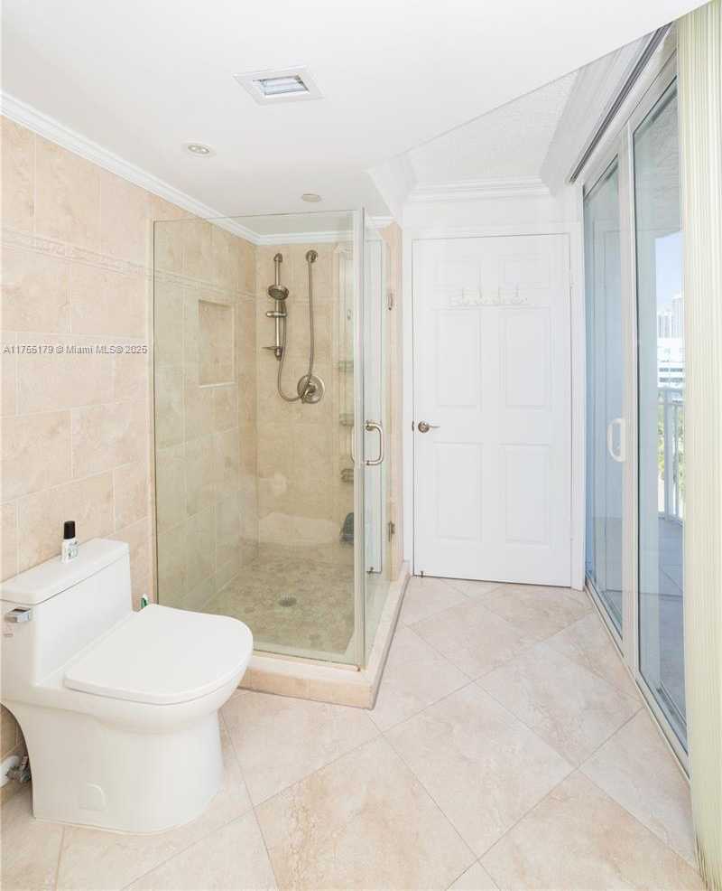 Small Image of 18000 NORTH BAY RD #602, Sunny Isles Beach Number 14
