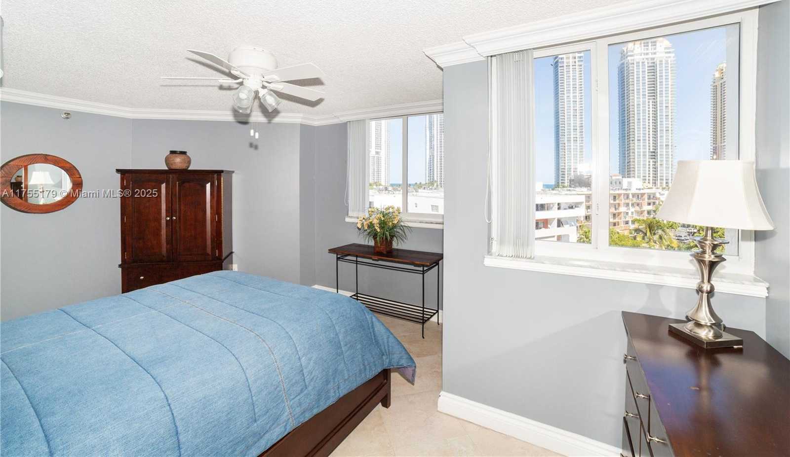 Small Image of 18000 NORTH BAY RD #602, Sunny Isles Beach Number 23