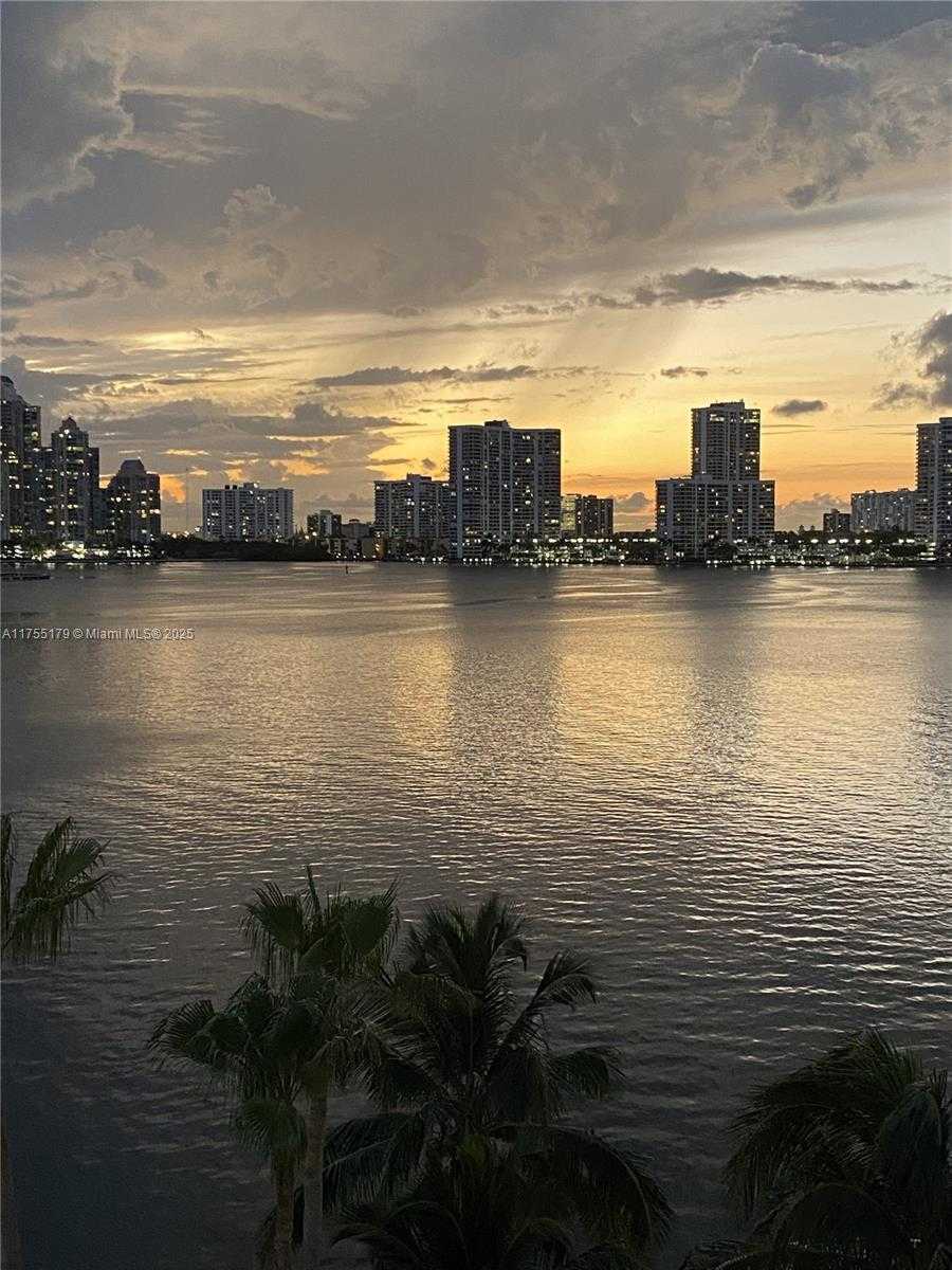 Small Image of 18000 NORTH BAY RD #602, Sunny Isles Beach Number 36