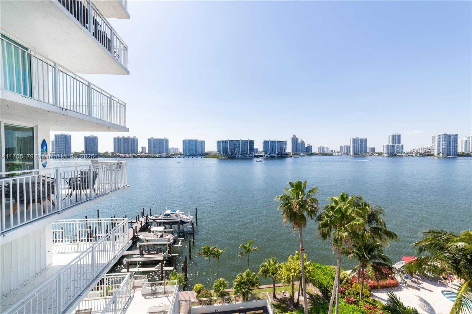 Small Image of 18000 NORTH BAY RD #602, Sunny Isles Beach Number 8
