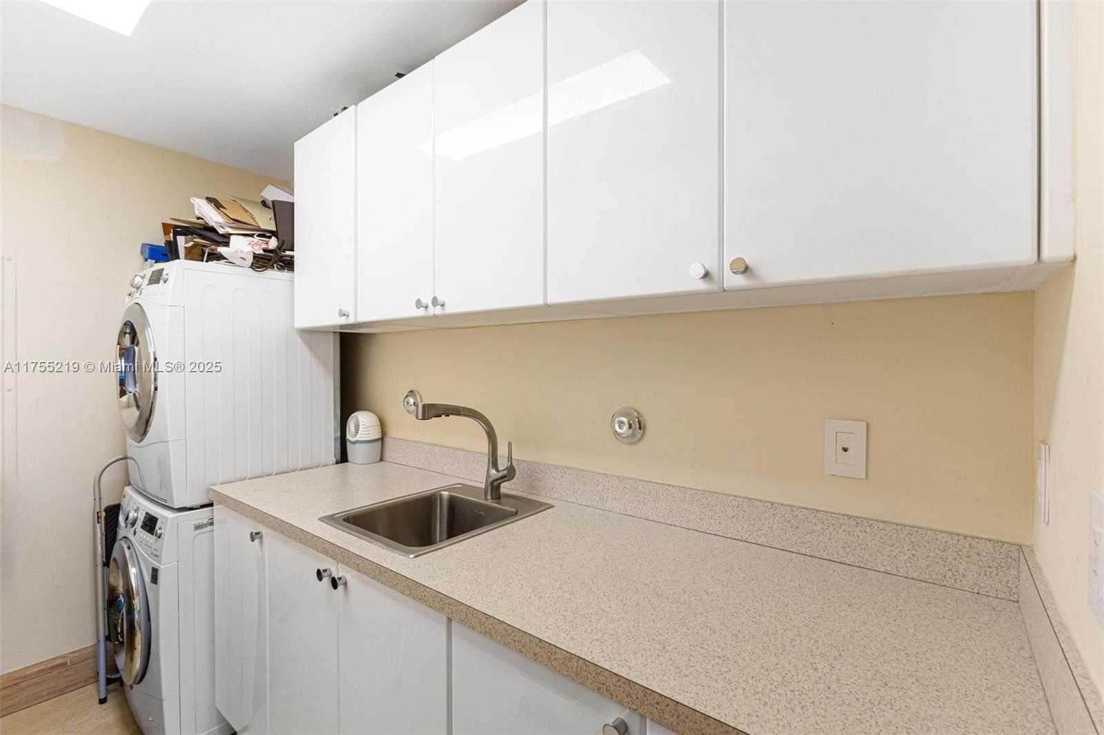 Small Image of 17875 COLLINS AVE #2402, Sunny Isles Beach Number 23
