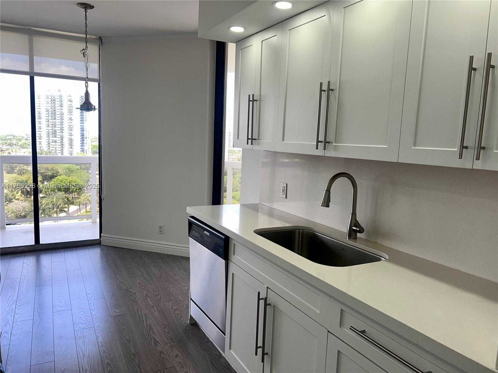 Small Image of 20185 EAST COUNTRY CLUB DR #1109, Aventura Number 13