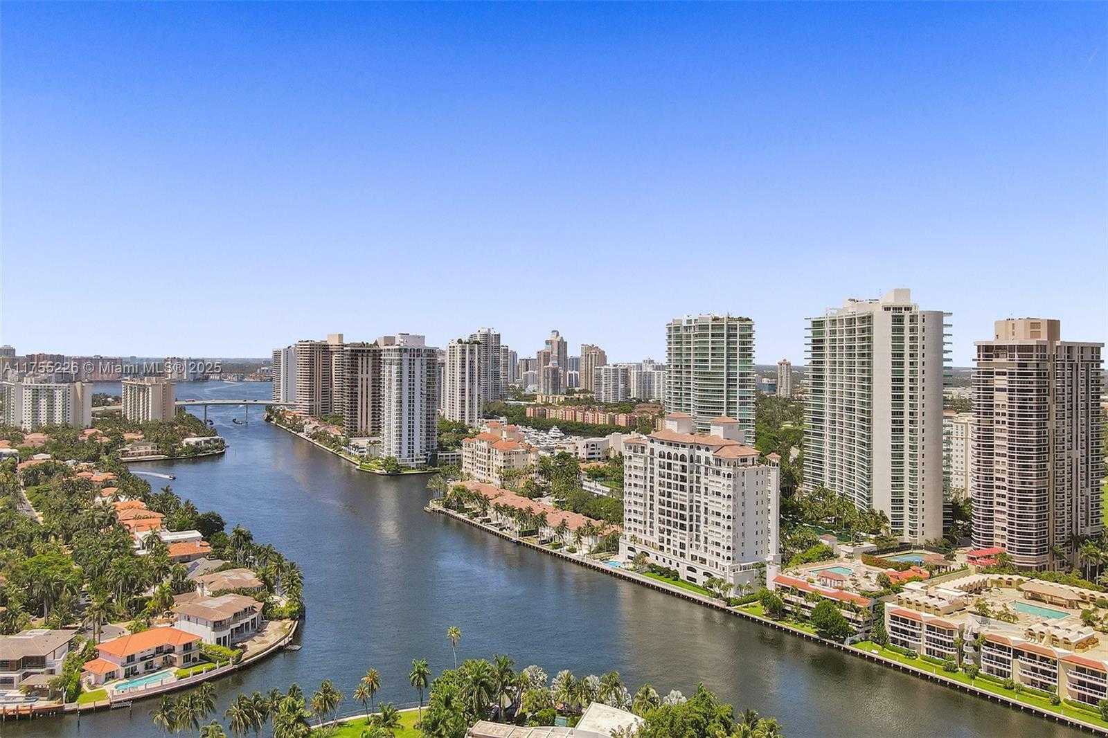 Small Image of 20185 EAST COUNTRY CLUB DR #1109, Aventura Number 2