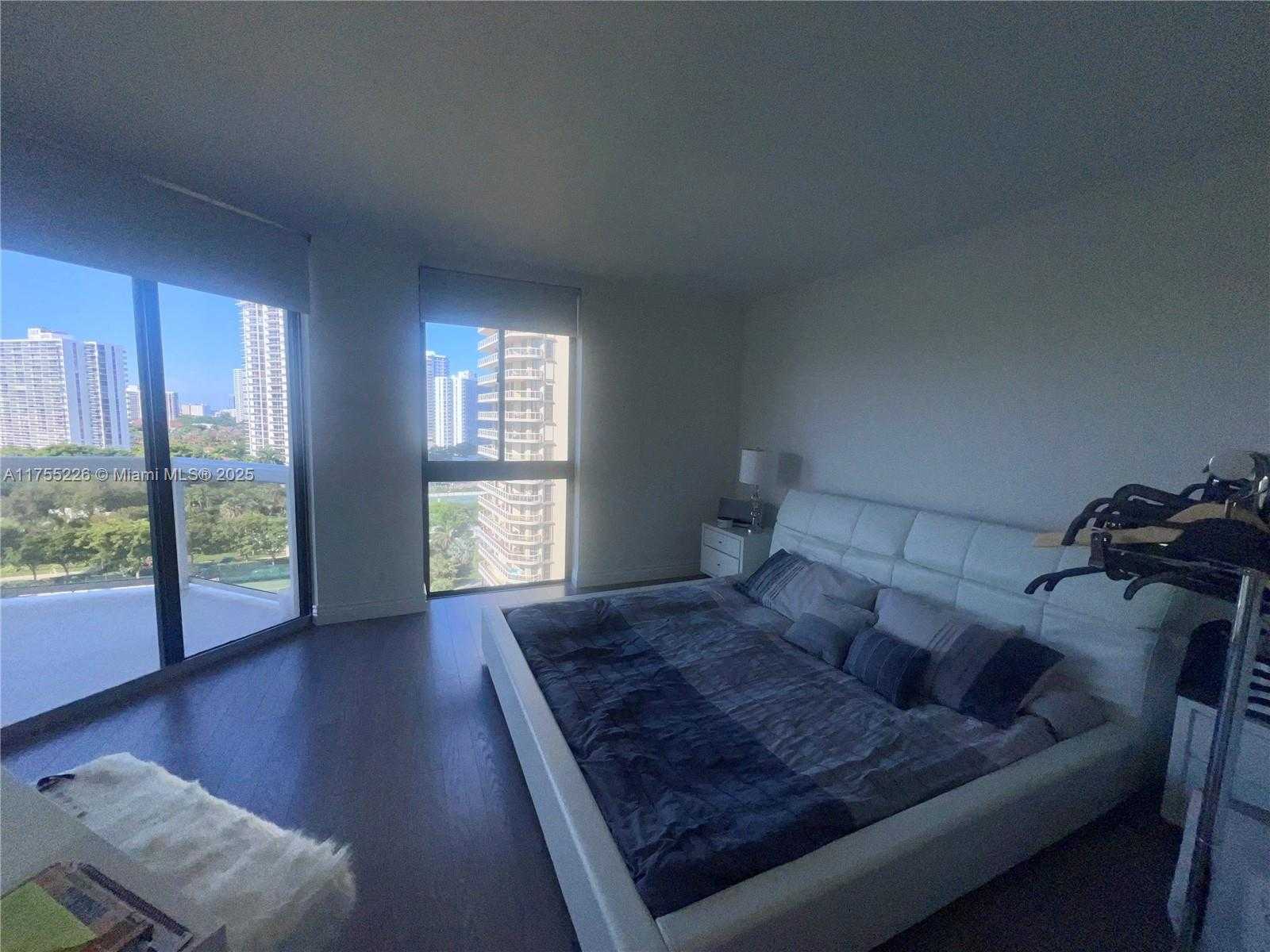 Small Image of 20185 EAST COUNTRY CLUB DR #1109, Aventura Number 20