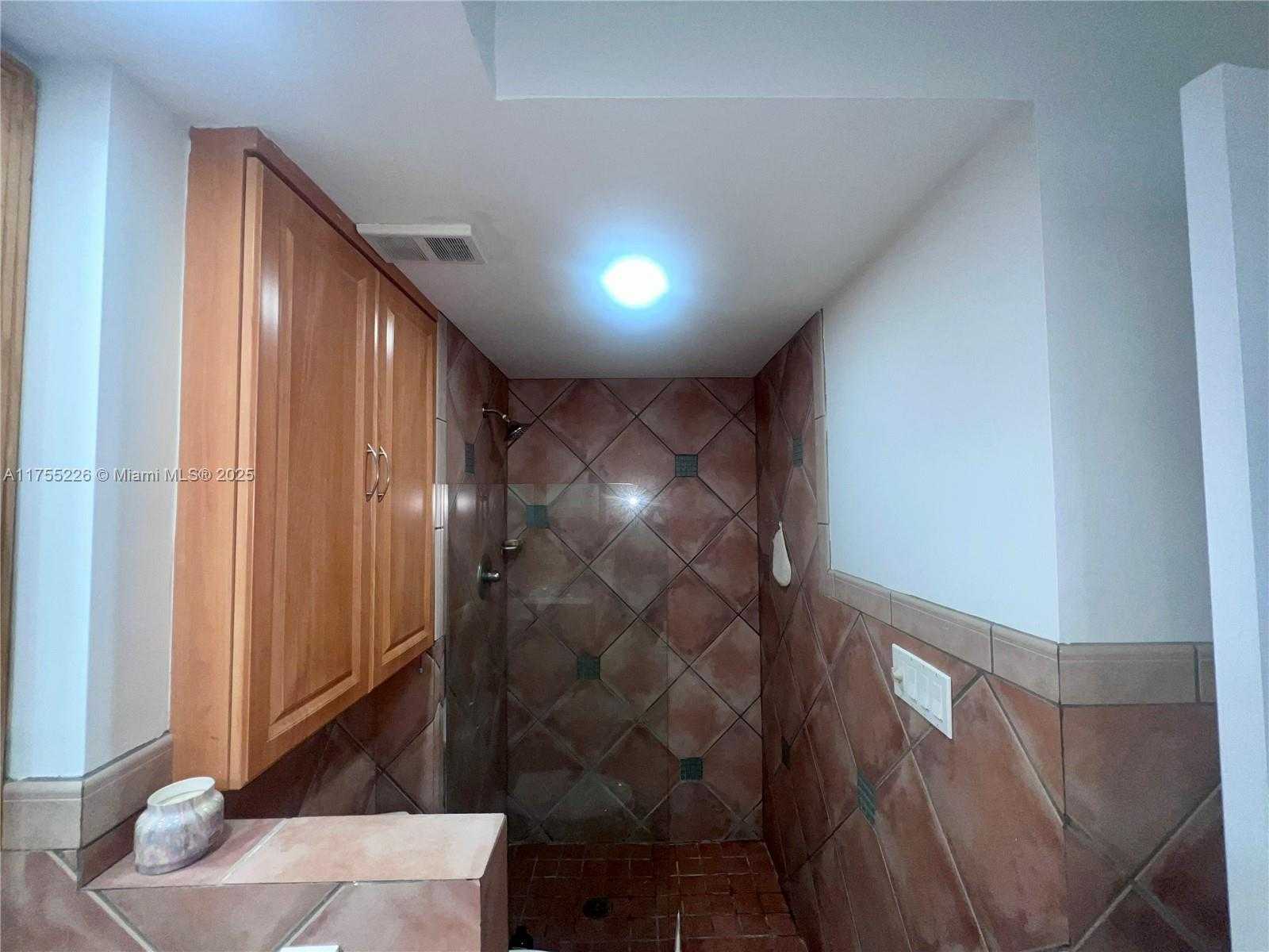 Small Image of 20185 EAST COUNTRY CLUB DR #1109, Aventura Number 24