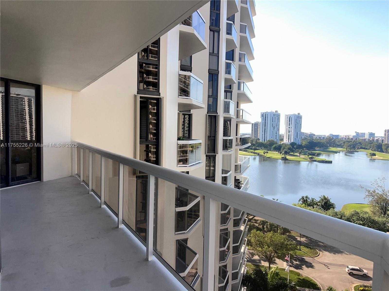 Small Image of 20185 EAST COUNTRY CLUB DR #1109, Aventura Number 6