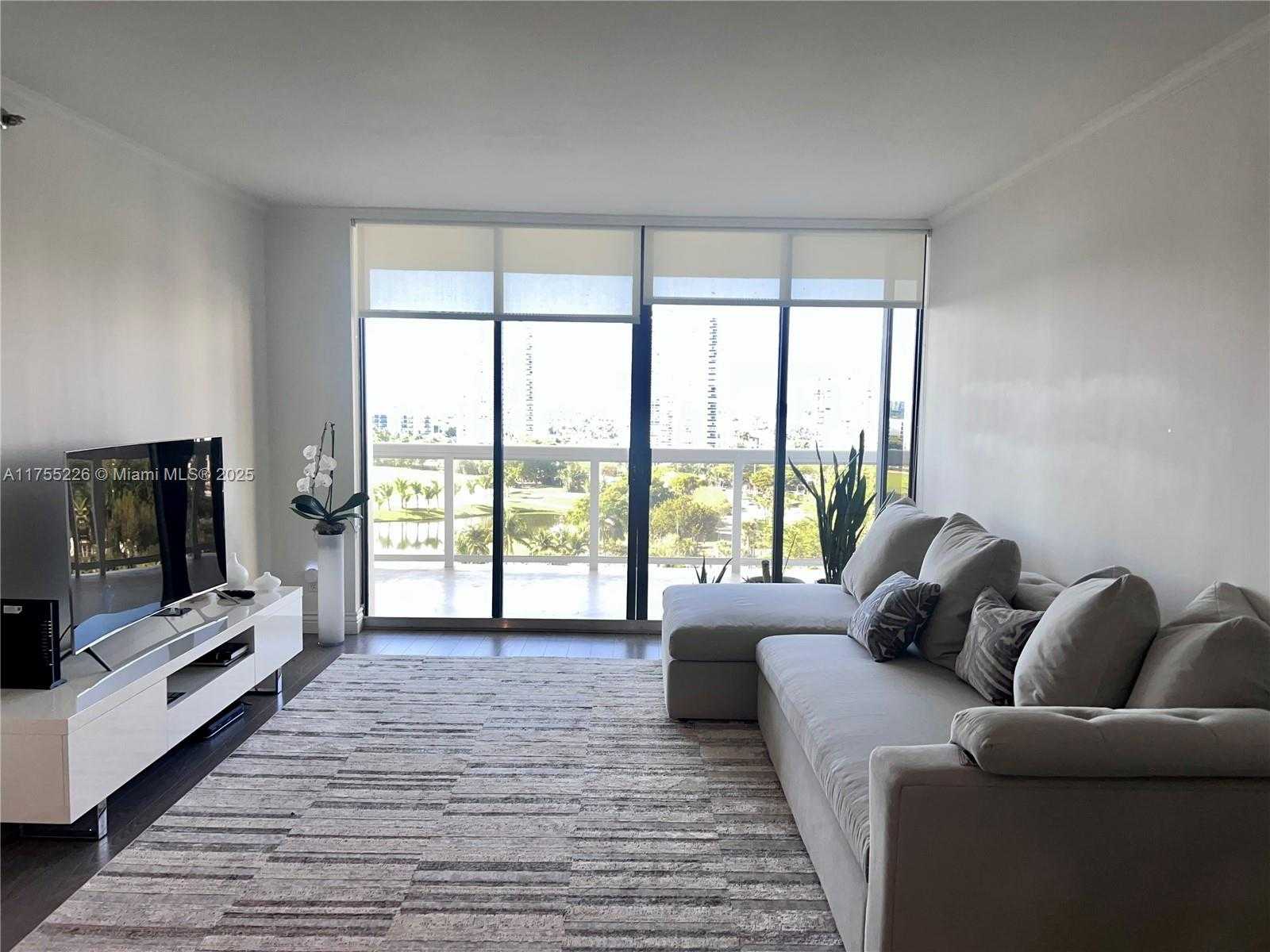 Small Image of 20185 EAST COUNTRY CLUB DR #1109, Aventura Number 9