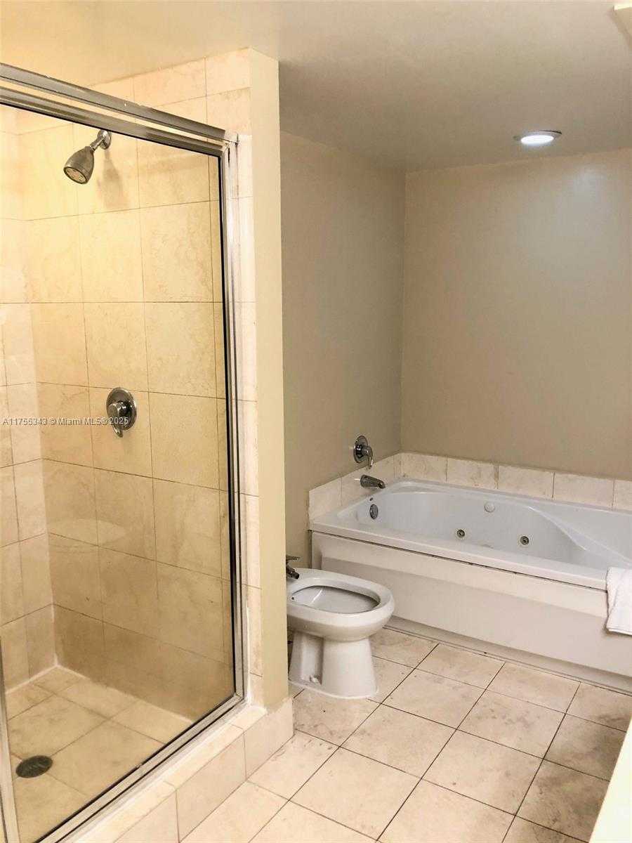 Small Image of 17375 COLLINS AVE #1104, Sunny Isles Beach Number 12