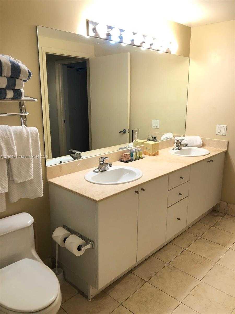 Small Image of 17375 COLLINS AVE #1104, Sunny Isles Beach Number 13