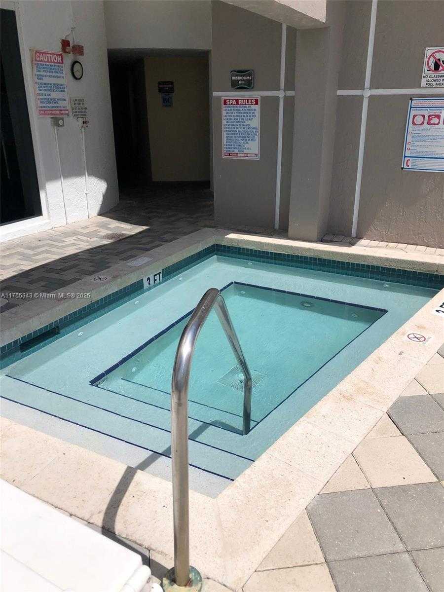 Small Image of 17375 COLLINS AVE #1104, Sunny Isles Beach Number 24