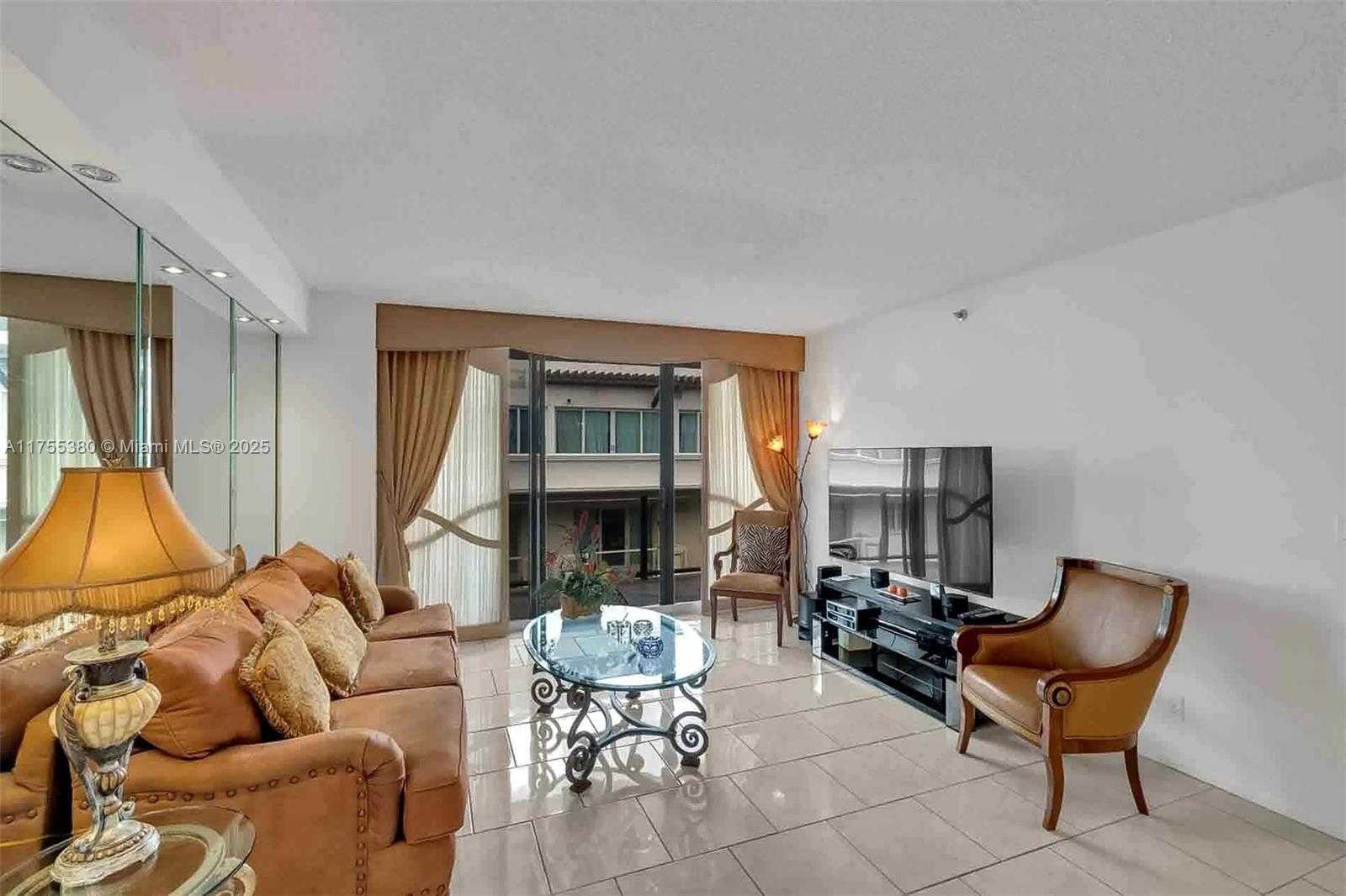 Small Image of 9455 COLLINS AVE #PH-10, Surfside Number 13