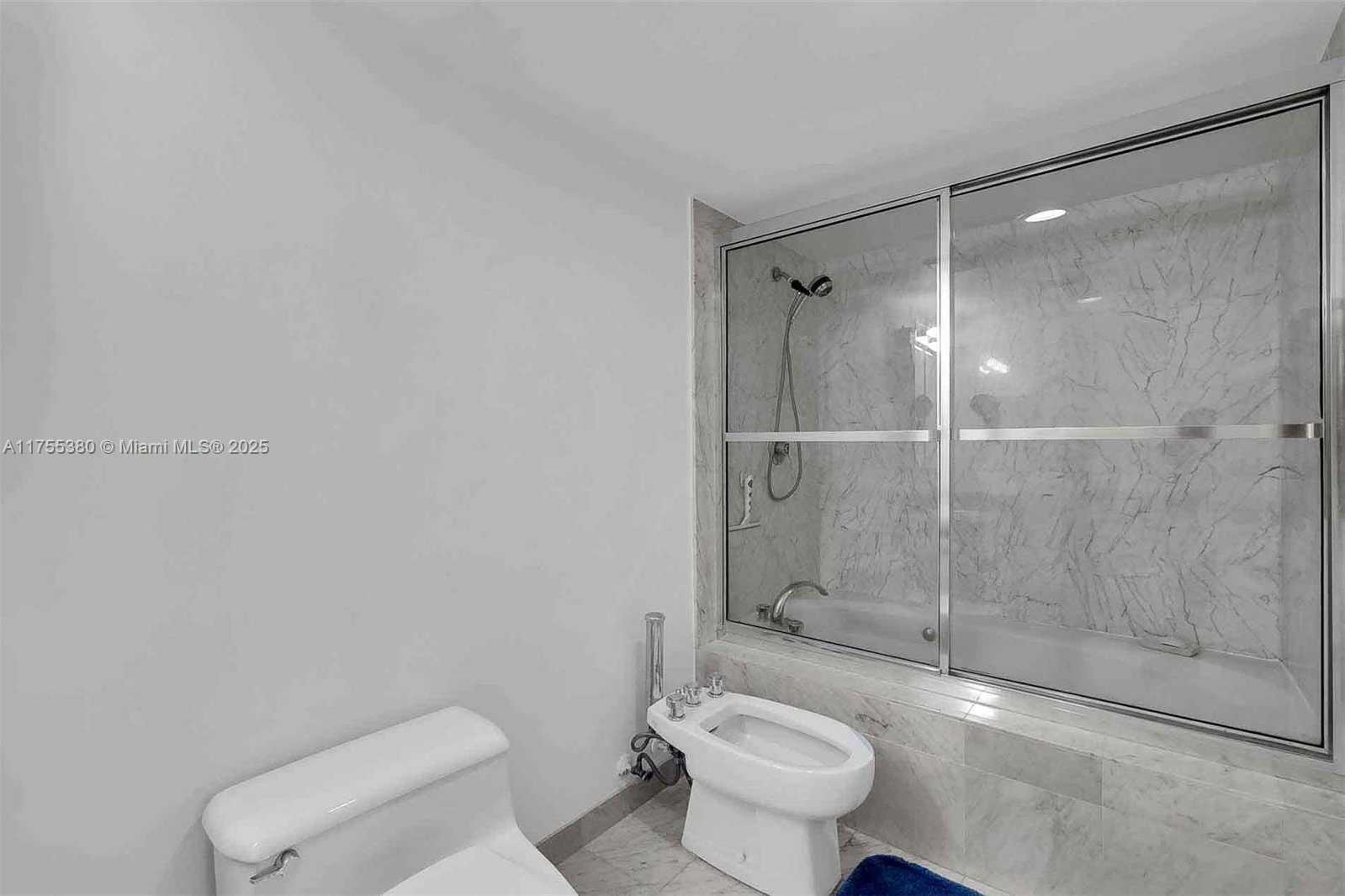 Small Image of 9455 COLLINS AVE #PH-10, Surfside Number 17