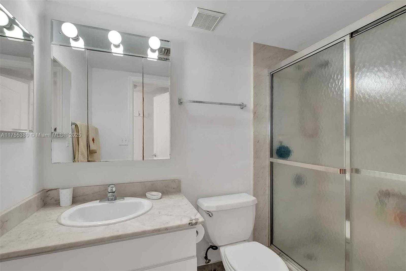 Small Image of 9455 COLLINS AVE #PH-10, Surfside Number 22