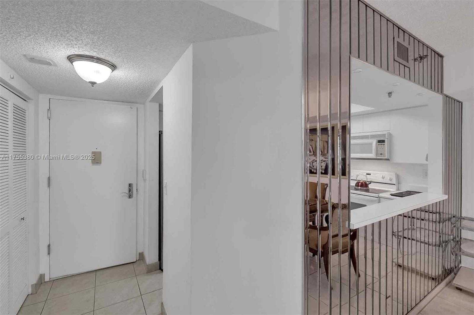 Small Image of 9455 COLLINS AVE #PH-10, Surfside Number 24