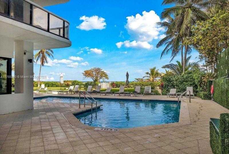 Small Image of 9455 COLLINS AVE #PH-10, Surfside Number 25