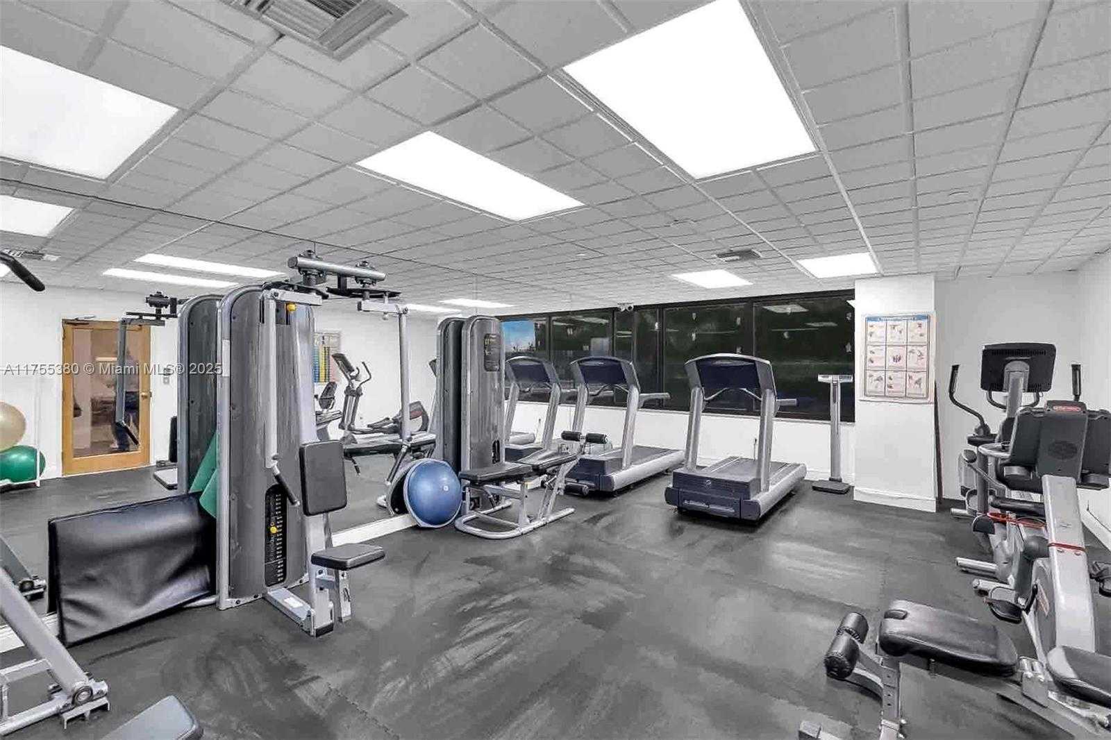 Small Image of 9455 COLLINS AVE #PH-10, Surfside Number 27