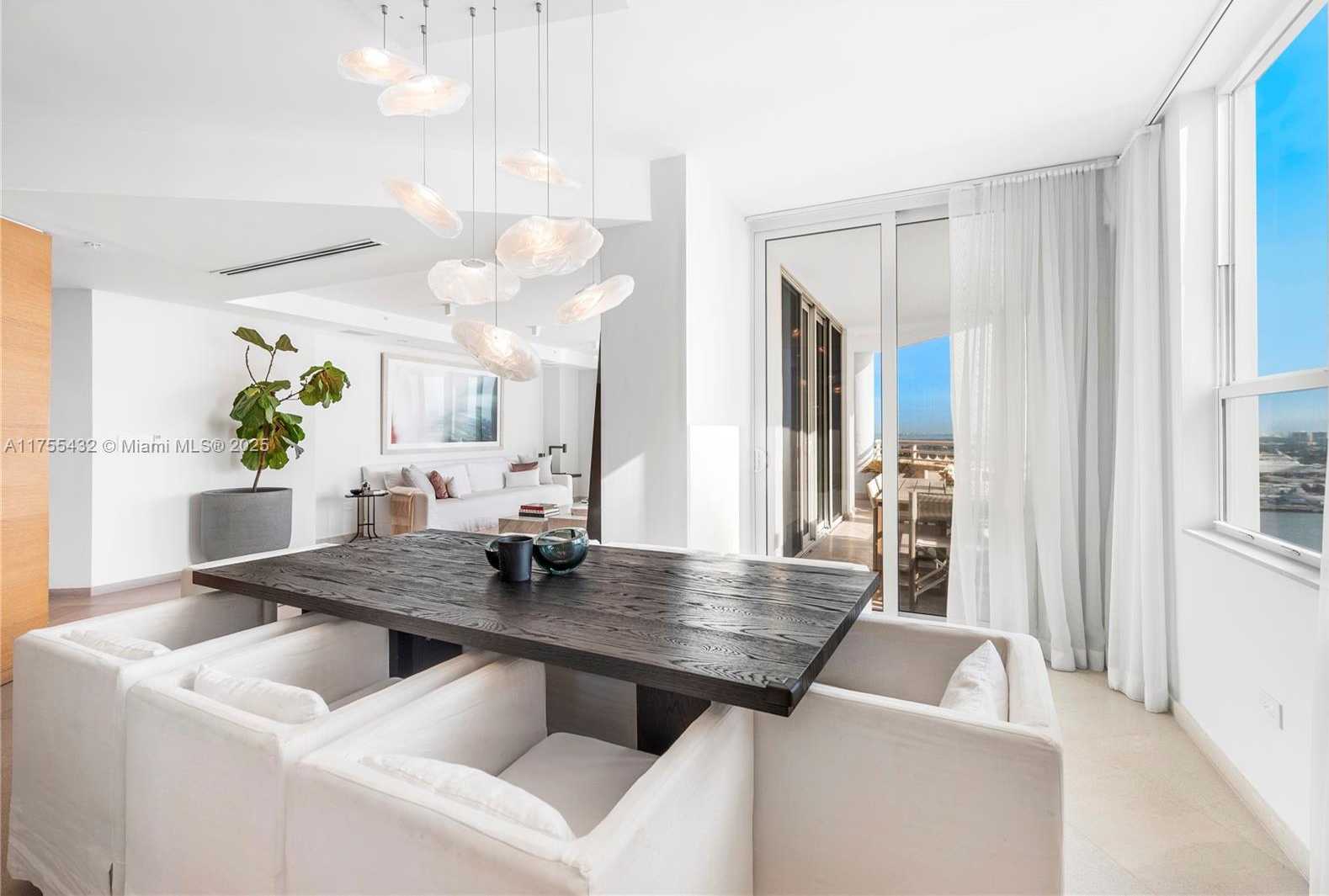 Small Image of 848 BRICKELL KEY DR #2701, Miami Number 13