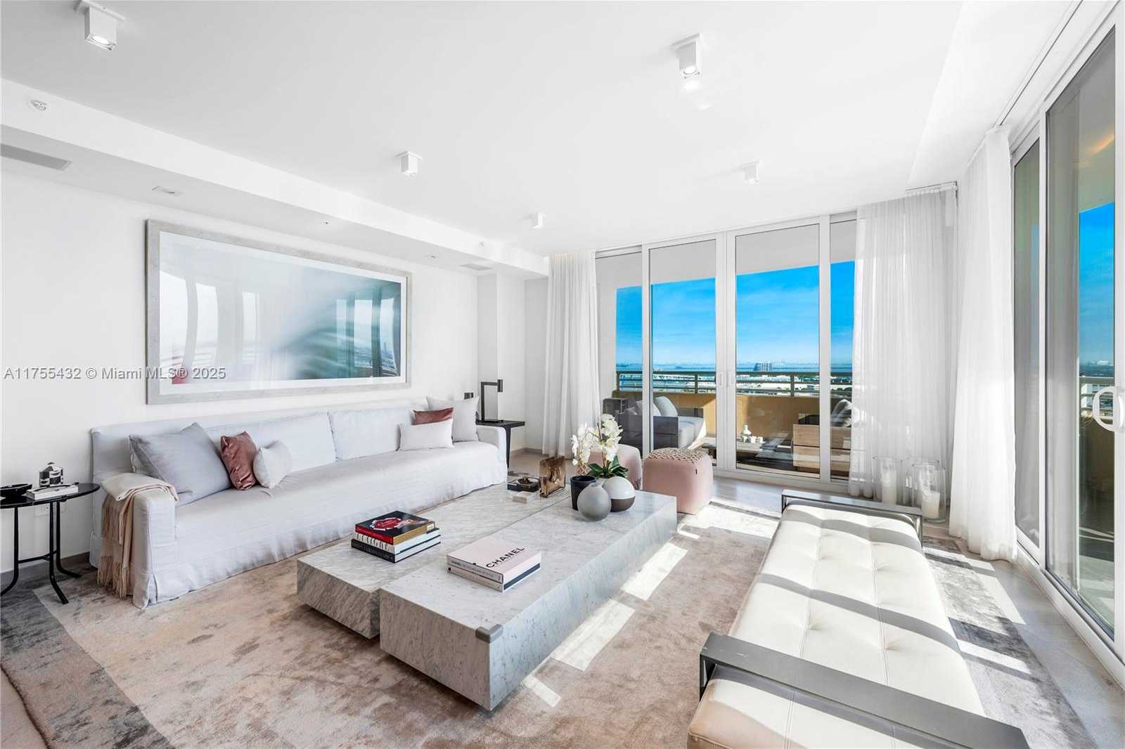 Small Image of 848 BRICKELL KEY DR #2701, Miami Number 15