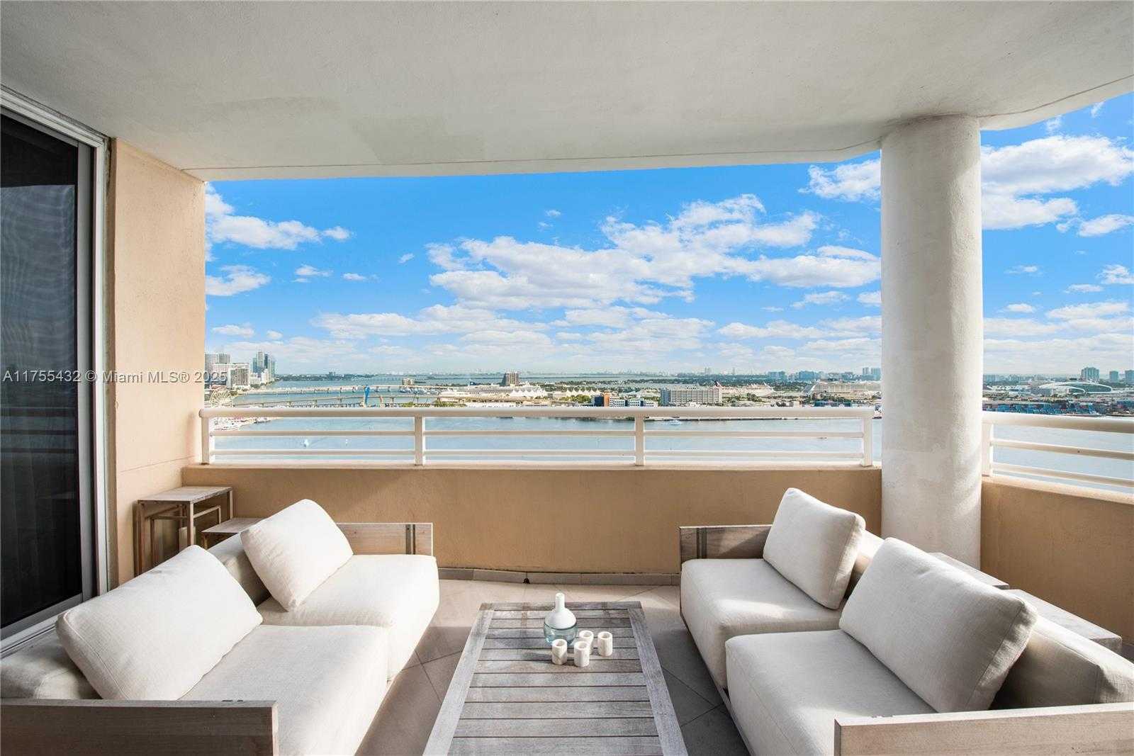 Small Image of 848 BRICKELL KEY DR #2701, Miami Number 18