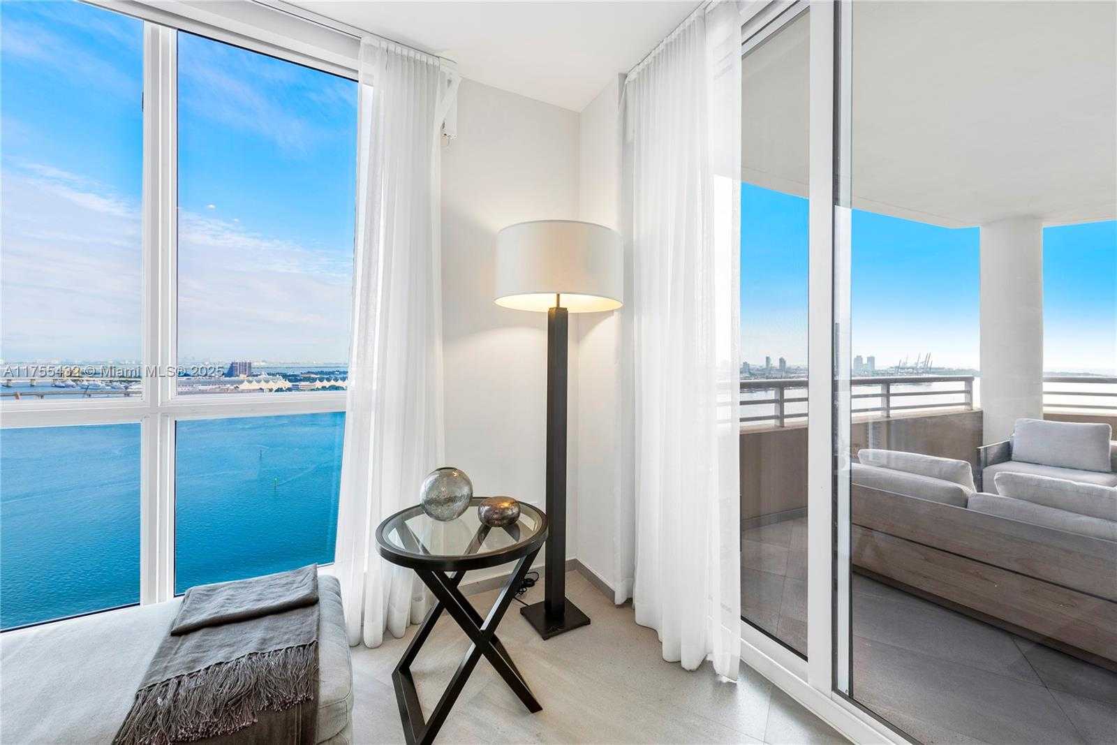 Small Image of 848 BRICKELL KEY DR #2701, Miami Number 27