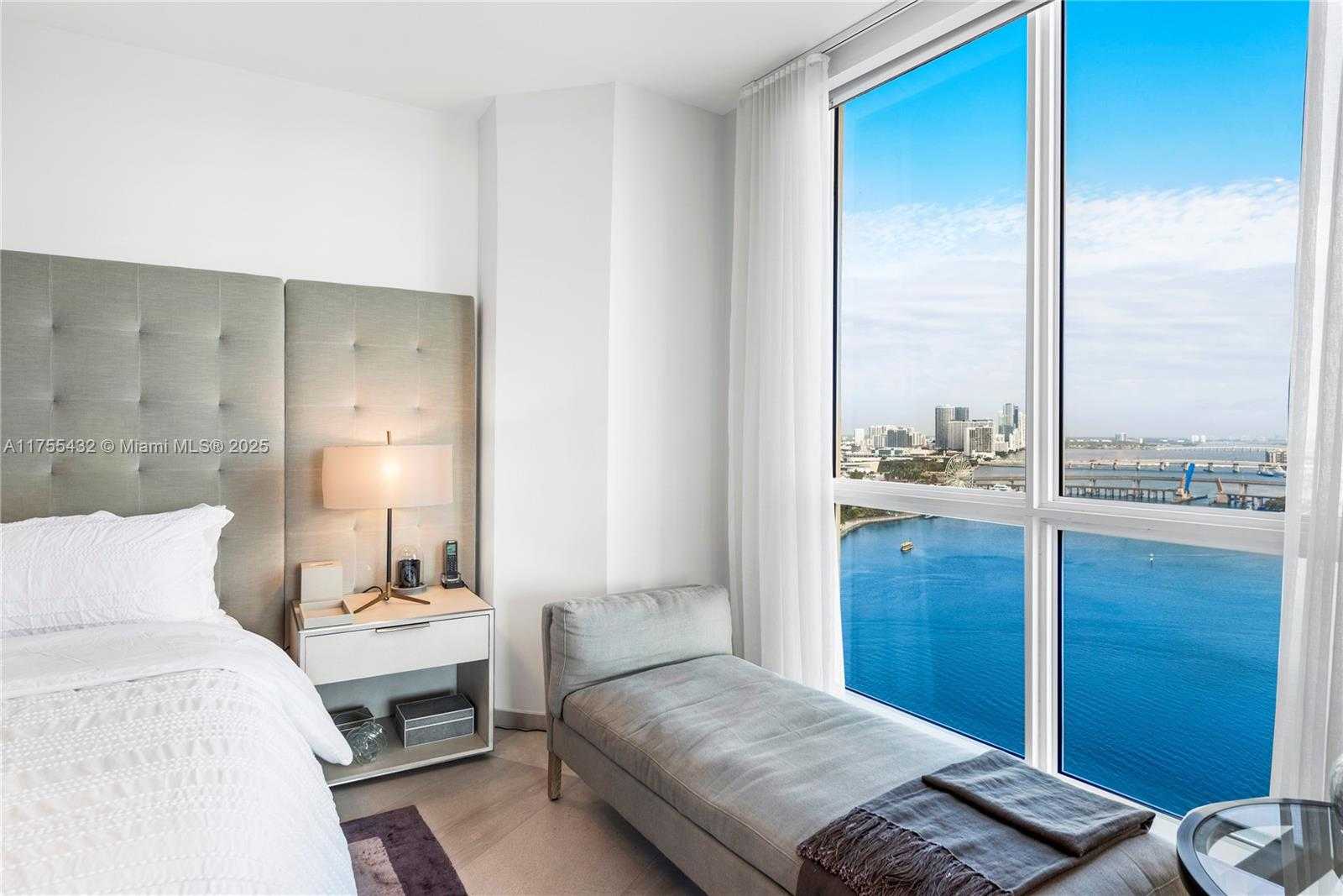 Small Image of 848 BRICKELL KEY DR #2701, Miami Number 28