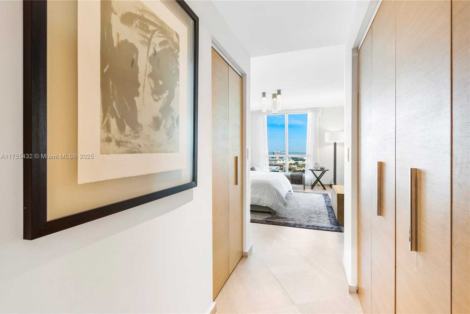 Small Image of 848 BRICKELL KEY DR #2701, Miami Number 34