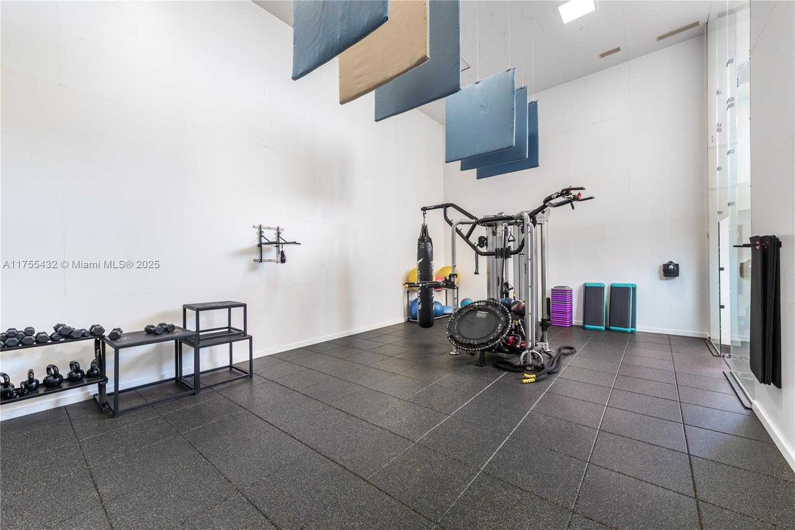 Small Image of 848 BRICKELL KEY DR #2701, Miami Number 49