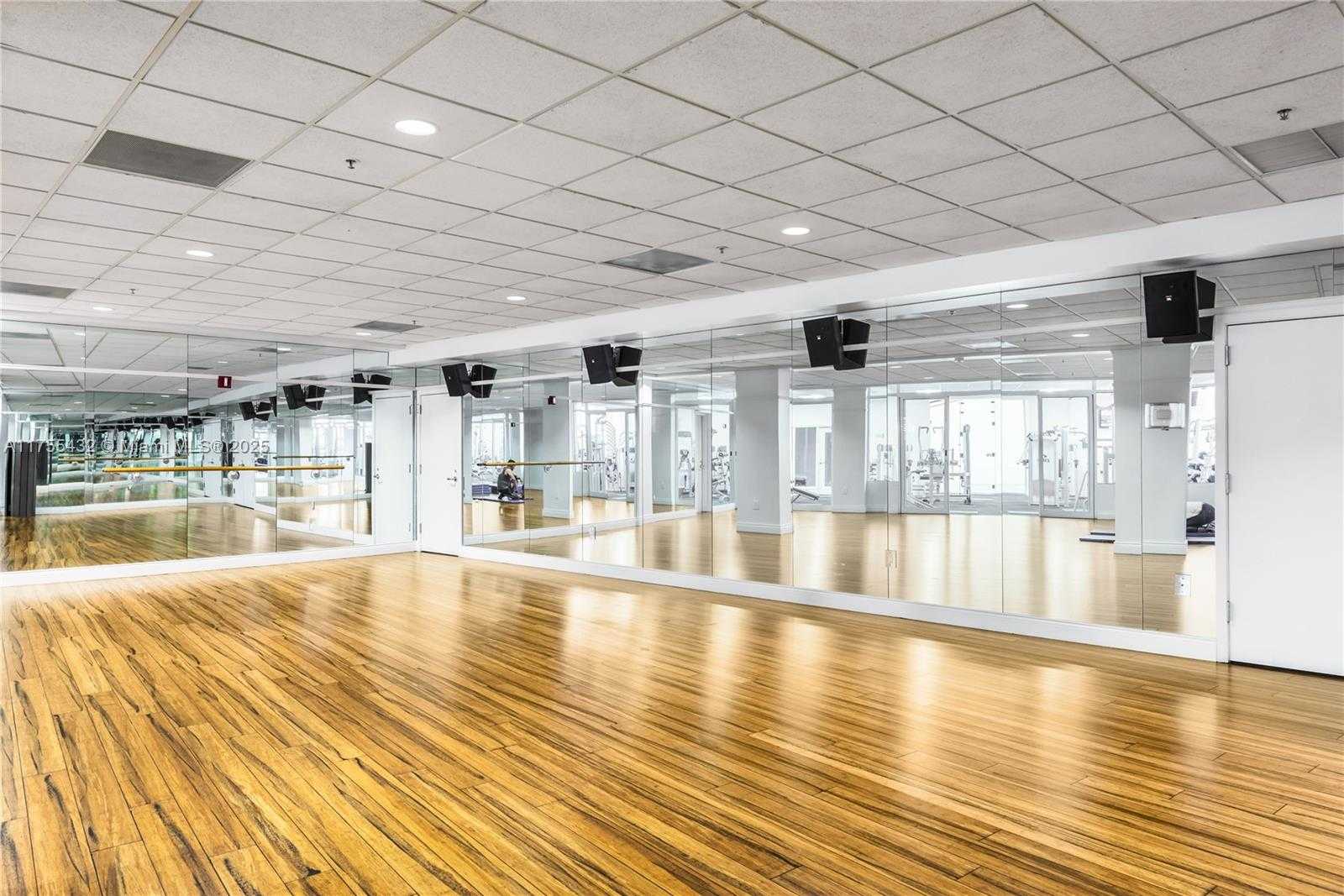 Small Image of 848 BRICKELL KEY DR #2701, Miami Number 52