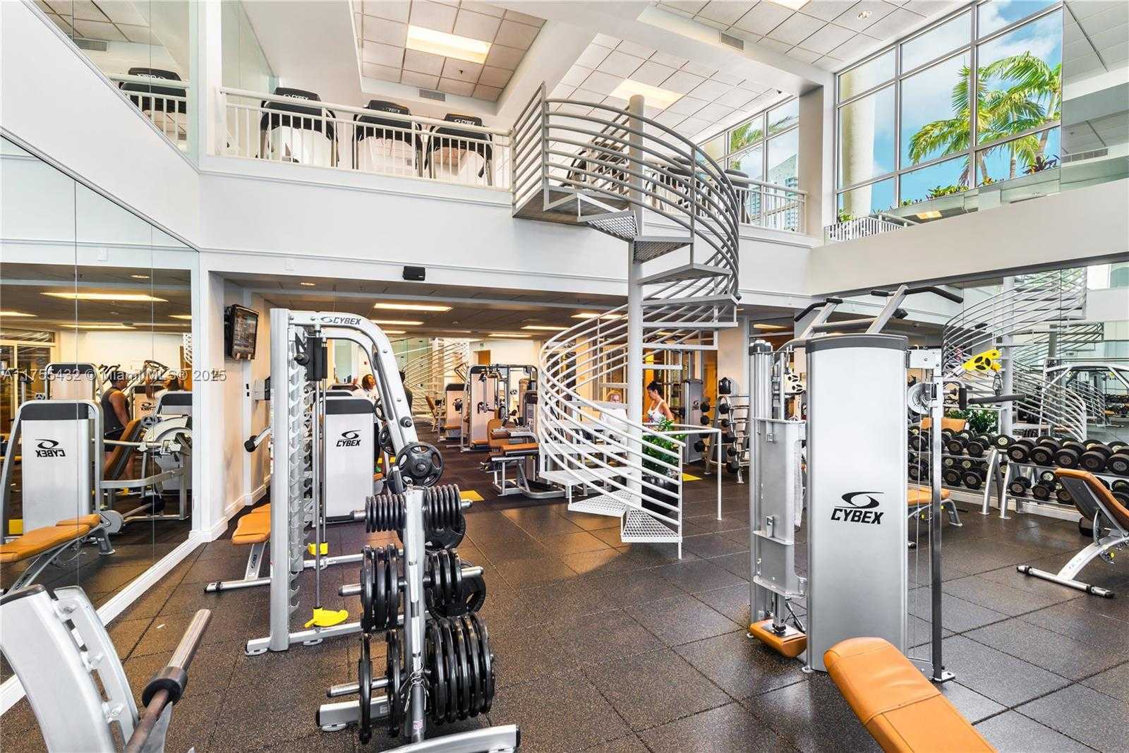 Small Image of 848 BRICKELL KEY DR #2701, Miami Number 67