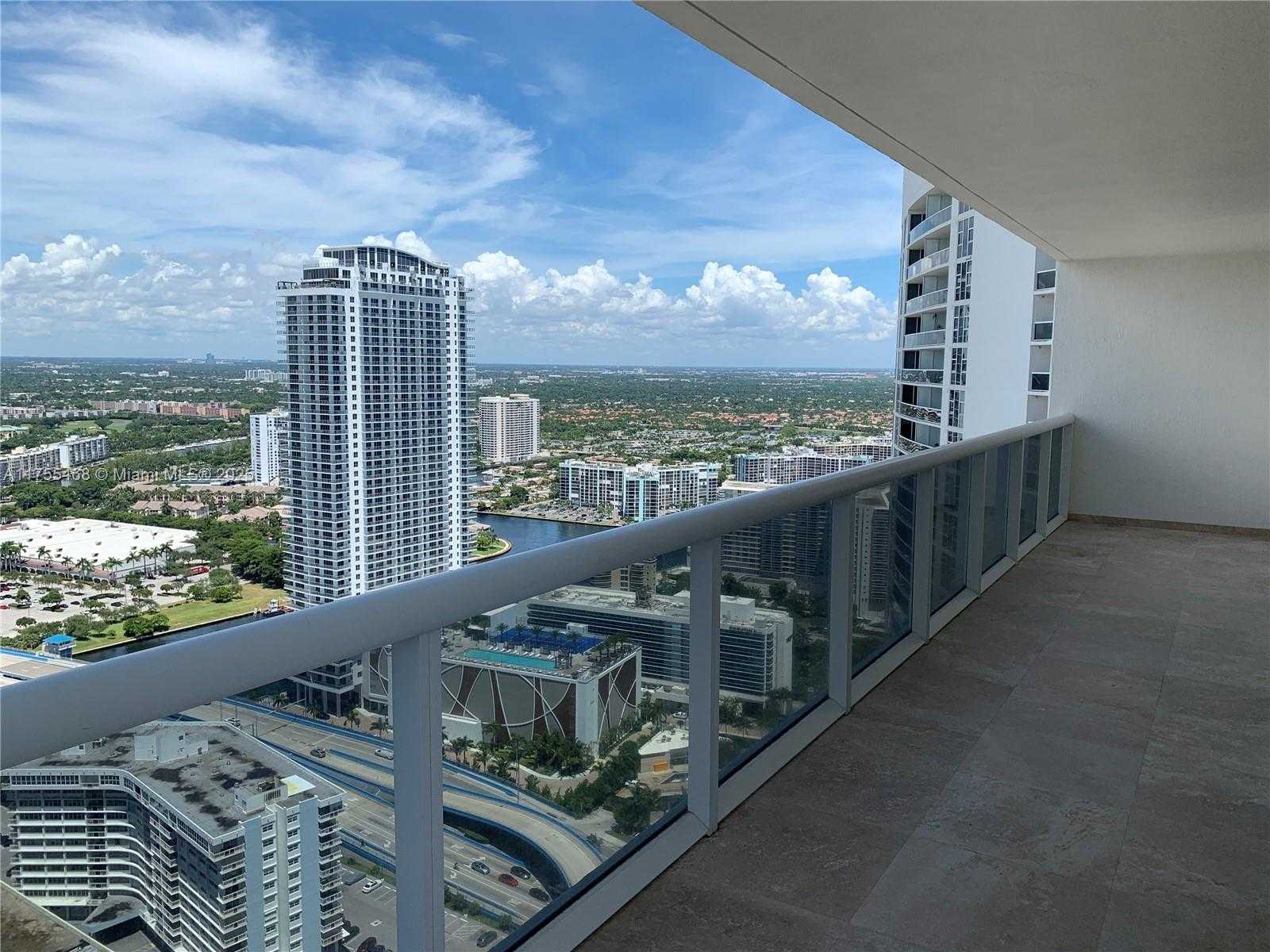 Small Image of 1830 SOUTH OCEAN DR #4006, Hallandale Beach Number 14