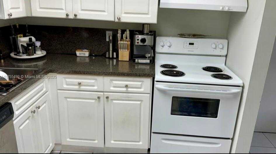 Small Image of 8311 SOUTH WEST 142 ND AVE #I-205, Miami Number 2